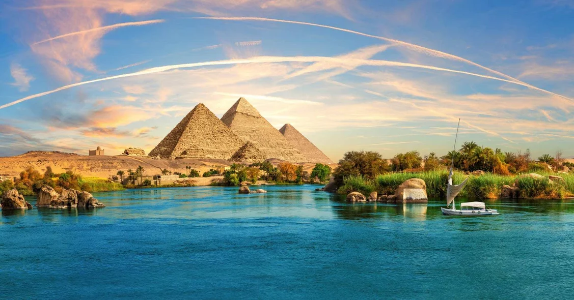 Staying Connected in Major Egyptian Cities with eSIM: Cairo, Alexandria & Beyond
